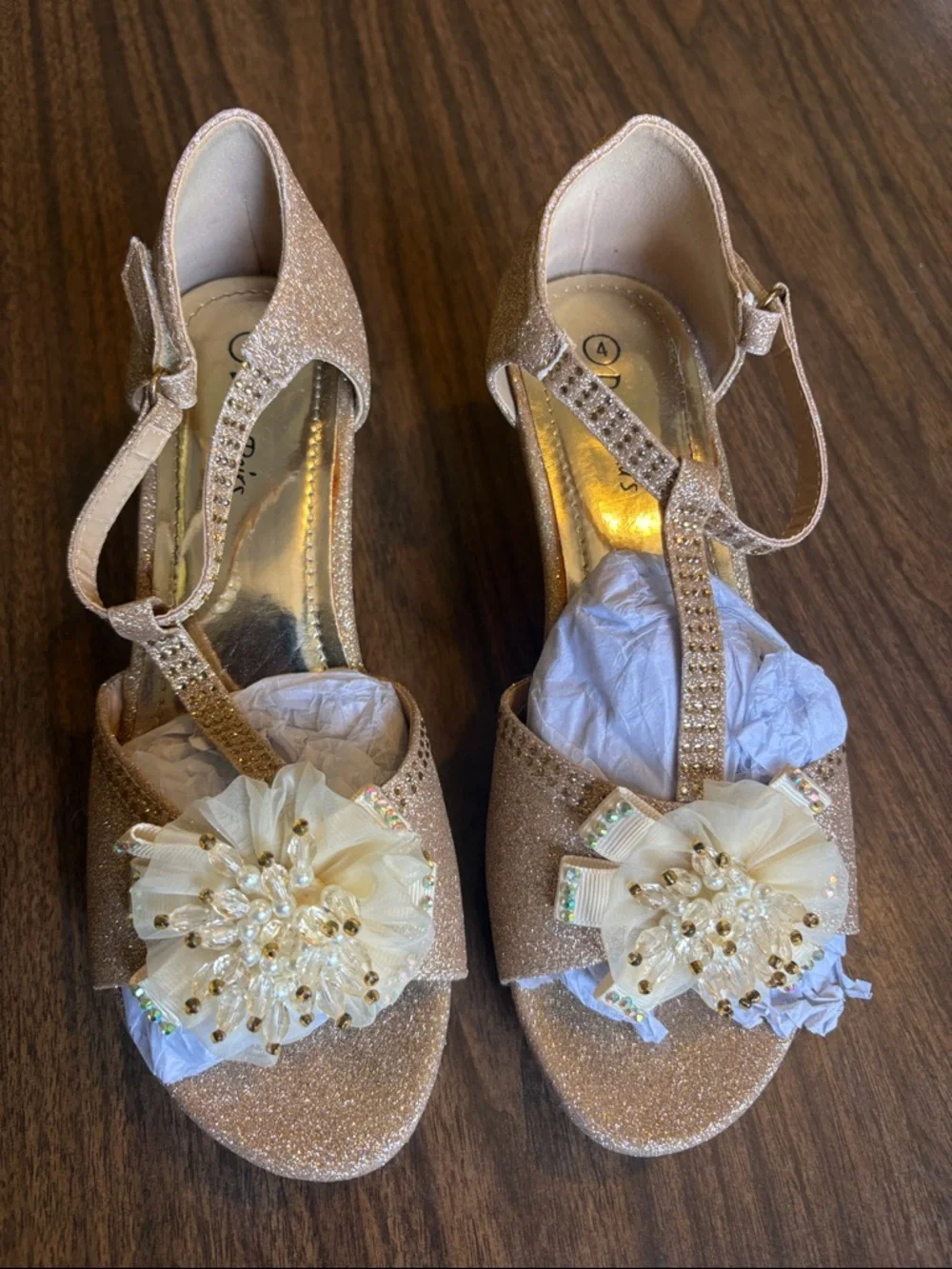 Dream Pairs Size 4 Girls Low Heel Glitter Pump T-Strap Heels Flower